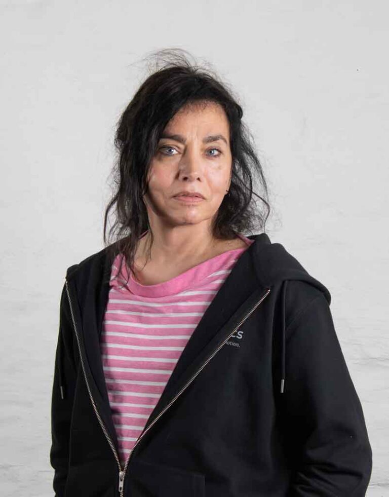 HKK-Bionics_Mitarbeiter-Produktion-Stefanie